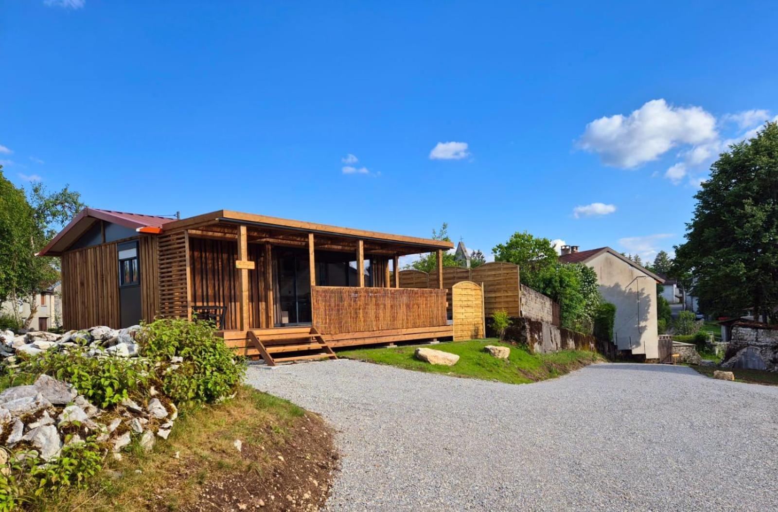 Les Lodges D'Emeraude Maisod Εξωτερικό φωτογραφία
