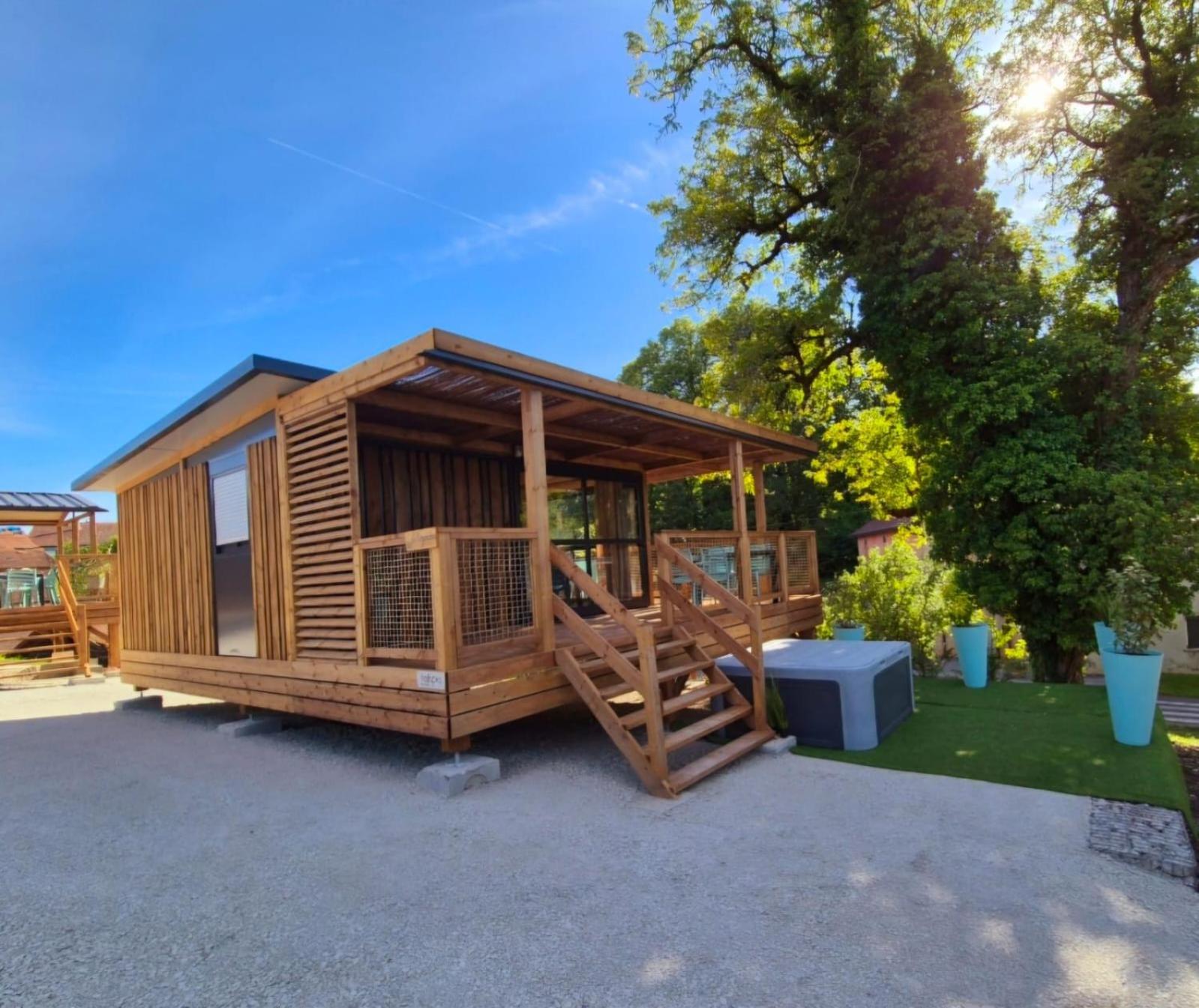 Les Lodges D'Emeraude Maisod Εξωτερικό φωτογραφία